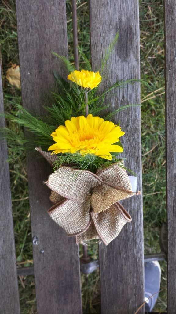 Mini Gerber Daisy Corsage