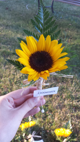 Sunflower Boutonnier