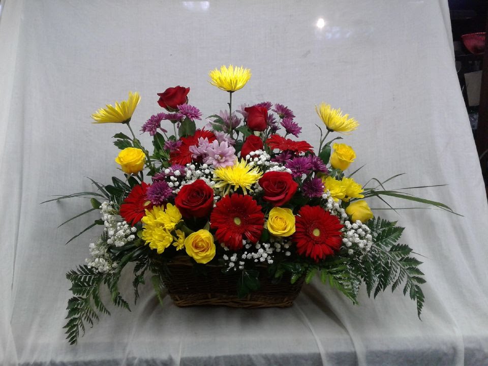 RED AND YELLOW MIX BASKET